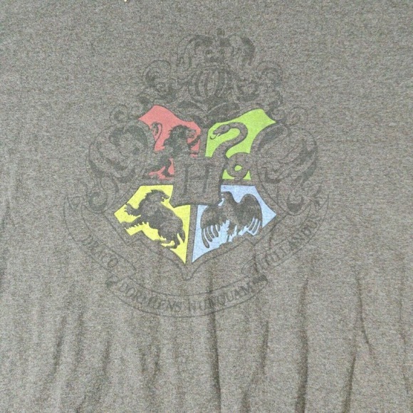 Harry Potter Shirt Mens XXL gray Hogwarts House Crest Gray Short Sleeve Draco - Picture 4 of 7